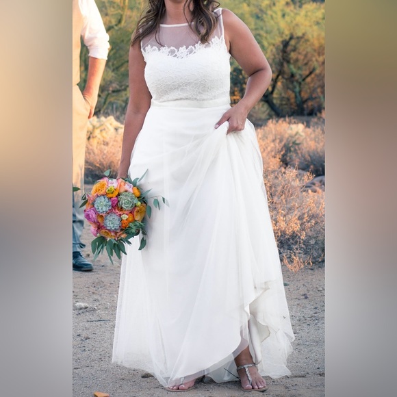 Bill Levkoff White Lace Wedding Dress Bill Levkoff White Lace Wedding Dress